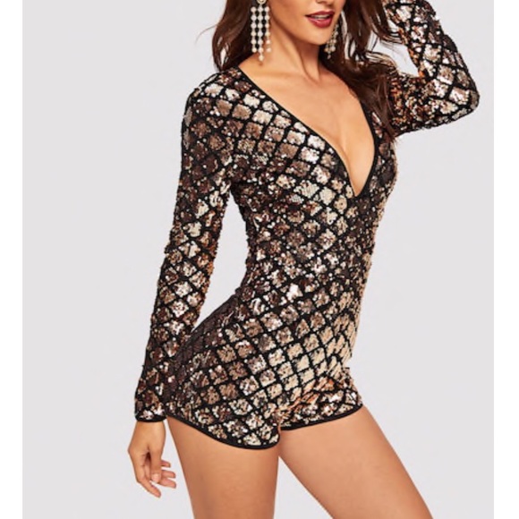 RESERVED NOT FOR SALE NEW Sequin V-Neck Backless Romper - Picture 2 of 5